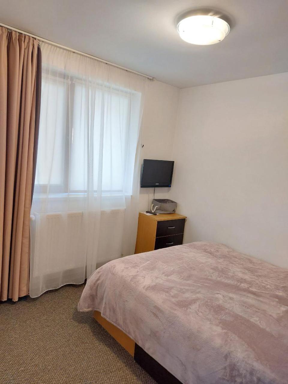 Vila Foc Alb Apartamente-Buşteni Zewnętrze zdjęcie